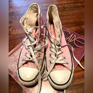 Pink high top converse chucks